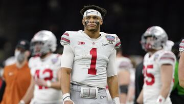 Minnesota intentó escalar posiciones en el Draft 2021 para reclutar a Fields. No obstante, Chicago se quedó con el producto de Ohio State.