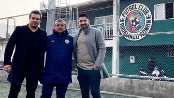 Un campeón del fútbol chileno revive al club más querido de Vidal: “Él tendrá las puertas abiertas” 