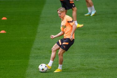 Benzema ensaya para el Clásico