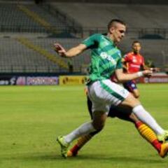 Santos Borré: Sería bueno quedarme en el Cali hasta 2016