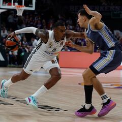 El Madrid reacciona al susto inicial con un buen Rathan-Mayes