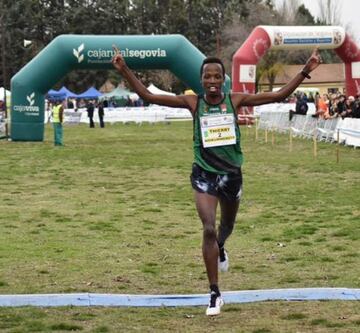 Nidikumwenayo ganando la &uacute;ltima edici&oacute;n del cross de Cantimpalos