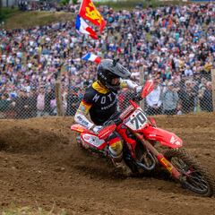 Dos fallos retrasan a Fernández