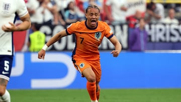 Xavi Simons celebra un gol con Holanda en la Eurocopa.