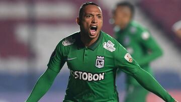 Jarlan Barrera, volante de Atl&eacute;tico Nacional y Sebasti&aacute;n Villa, extremo de Boca Juniors hacen parte del equipo de la semana en la Copa Libertadores