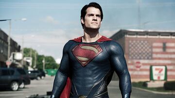 Henry Cavill valora el estado de Superman en el cine y reitera que “la capa sigue en el armario”