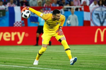 La cara que mostró Croacia en su debut a Nigeria dejó buenas sensaciones. Subašić estuvo atento y contuvo los embates de Nigeria, situación que se complementó con un autogol y un penal de Modric para que su selección haya iniciado con el pie derecho la Copa del Mundo.