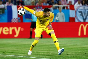 La cara que mostró Croacia en su debut a Nigeria dejó buenas sensaciones. Subašić  estuvo atento y contuvo los embates de Nigeria, situación que se complementó con un autogol y un penal de Modric para que su selección haya iniciado con el pie derecho la Copa del Mundo.