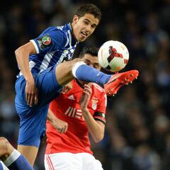 Diego Reyes vive en el Porto lo que Caicedo en el Espanyol