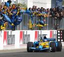 Diez años de los primeros 'pajaritos' de Fernando Alonso