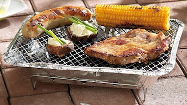 Di adiós a la grasa y otros restos con esta barbacoa desechable portátil