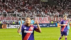 Así fue el penal de Juanfer para el triunfo de River Plate