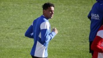 Weligton, en un entrenamiento del Málaga.