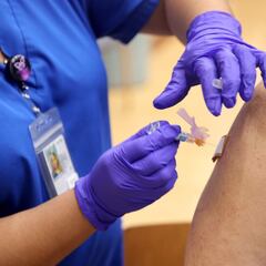 Pico y cédula de vacunación en Bogotá: quién se vacuna hoy con Moderna según número de cédula