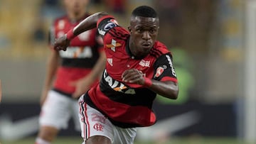 Vinicius, ante el Fluminense.