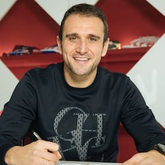 El Eibar renueva a Kike García por dos temporadas