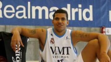 <b>PREPARADO. </b>Hettsheimeir podría debutar hoy después de dos semanas entrenándose con sus nuevos compañeros. Su último partido fue en mayo con la camiseta del CAI.