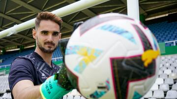 Jokin Ezkieta, portero del Racing.