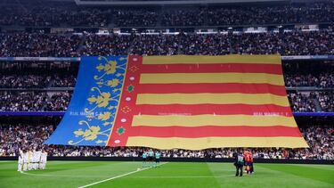 La eterna Senyera del Bernabéu
