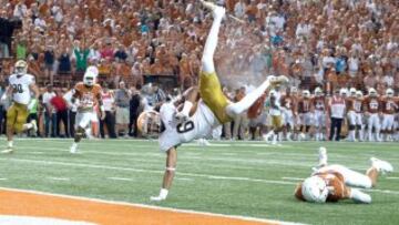 De esta forma celebraba el receptor de Notre Dame la consecuci¨®n de un touchdown en un partido.