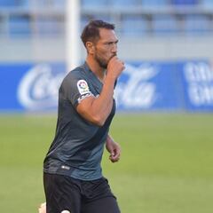 Ulloa: "Entrenar con el grupo, viajar... te hace sentir diferente"