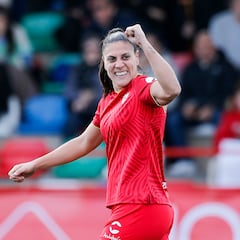 Martín-Prieto: “Me gusta ver al Betis abajo, pero en Primera”