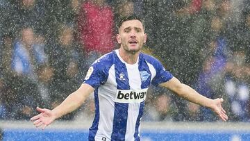 Lucas asegura que est¨¢ comprometido con el Alav¨¦s