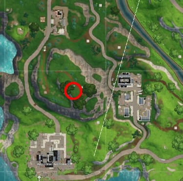 Fortnite Battle Royale: Busca entre tres asientos gigantescos