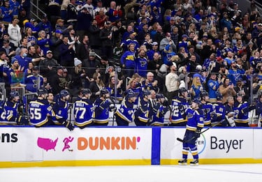 NFL, NBA and NHL scramble to stem rise in covid-19 outbreaks
