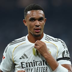 Trent echa más leña al fuego