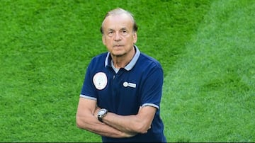 El técnico alemán sigue al mando de Nigeria y buscará clasificarse a la Copa Africana de Naciones.