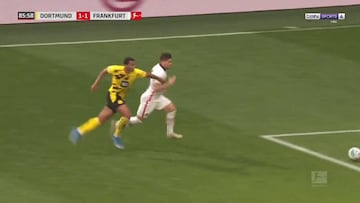 Jovic participa en el decisivo gol del Borussia Dortmund vs Eintracht