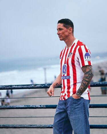 El ídolo del club colchonero ha sido la principal imagen para presentar la nueva equipación del equipo para la temporada 25/26.