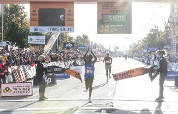 Media Maratón Valencia Trinidad Alfonso EDP, en imágenes