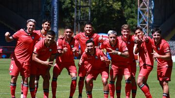 Le sale competencia a Colo Colo y la U: “Me han hablado de Perú, de Ecuador, de Emiratos...”