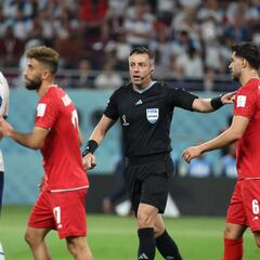 Southgate demands more clarity from World Cup refereeing