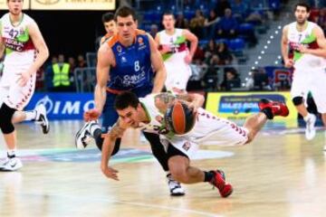Mike James, en su debut con el Baskonia ante el Valencia Basket.