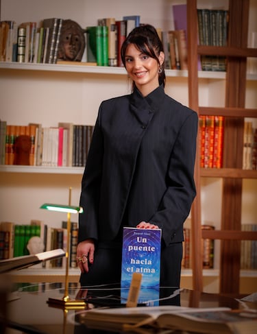 Raquel Sáez, médium: “Morir es dar un paso hacia otra dimensión; la muerte no es el final”