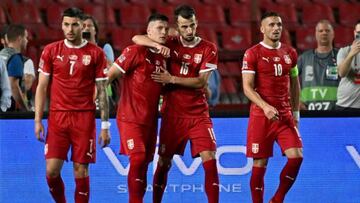 Jovic celebra un gol con Serbia