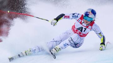 Lindsey Vonn durante una competencia previa a la copa del mundo de esquí.