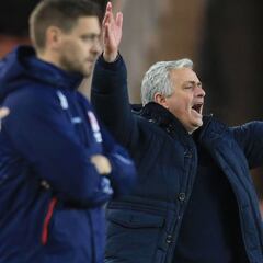 A Mourinho le baila el proyecto