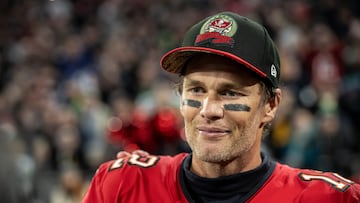 Munich (Germany), 13/11/2022.- Tampa Bay Buccaneers quarterback Tom Brady reacts after the NFL game between the American football teams Tampa Bay Buccaneers and the Seattle Seahawks in Munich, Germany, 13 November 2022. (Alemania) EFE/EPA/CHRISTIAN BRUNA