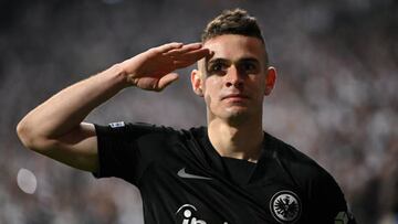 Rafael Santos Borré, delantero colombiano del Eintracht Frankfurt