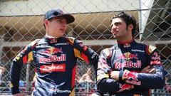 Sainz y su compa&ntilde;ero Verstappen.