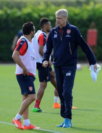 Alexis Sánchez y su alegría en la última sesión de entrenamientos del Arsenal.