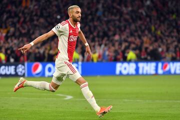 Club: Ajax | Cost: 40M euro.