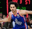 El Efes retiene a Larkin, una de las grandes estrellas en Europa