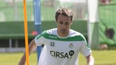 Nacho durante un entrenamiento del Betis.