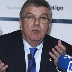 Bach apuesta "por la actividad física" hasta que acabe la crisis