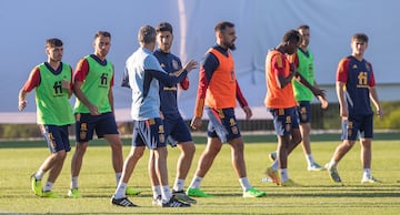 Luis Enrique, Marco Asensio y Borja Iglesias.